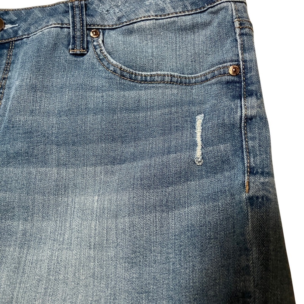 Seven 7 Womens Denim Weekend Shorts Frayed Hem Distressed Light Blue Size 16 - Picture 3 of 6